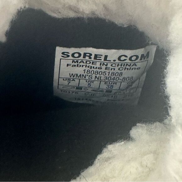 SOREL Women’s Explorer Carnival Insulated Waterproof Boot Size 7 NL3040 - Picture 6 of 9